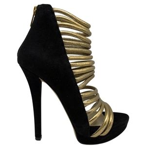 Michael Michael Kirs heels size 7